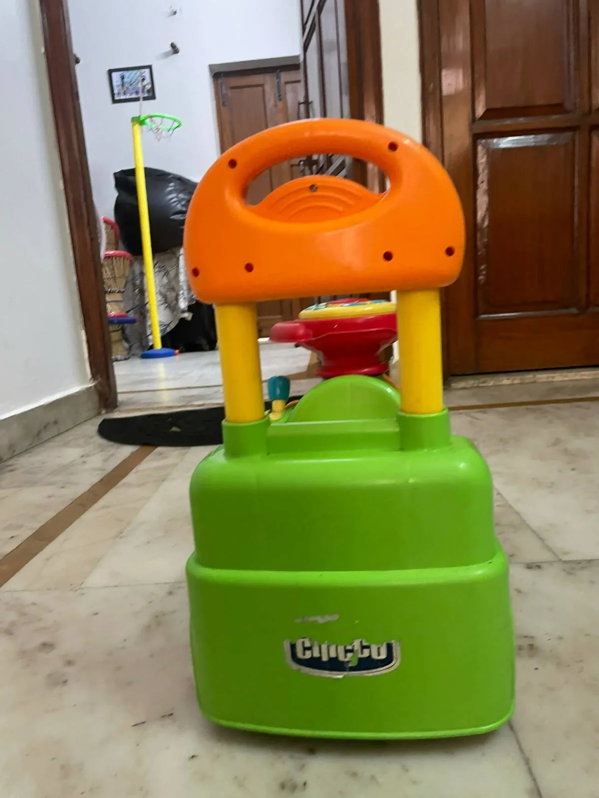 CHICCO Ride On Train cum Walker