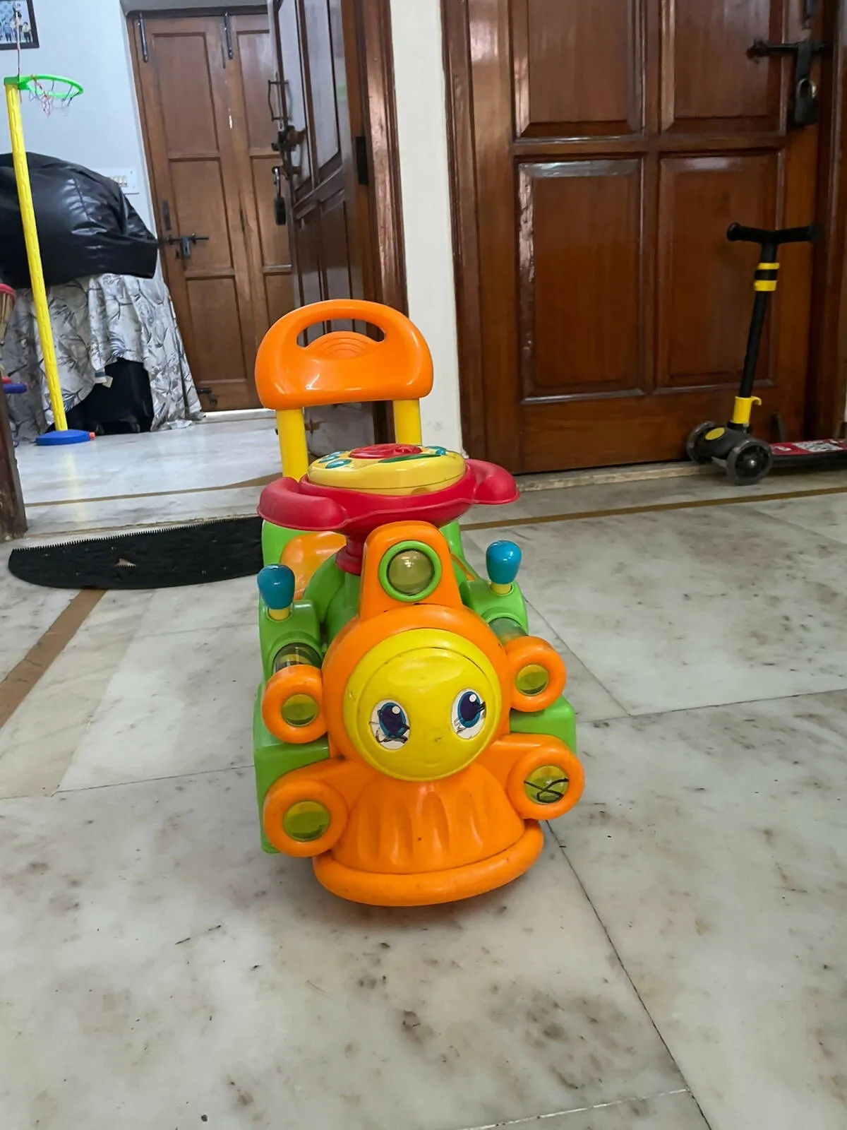 CHICCO Ride On Train cum Walker