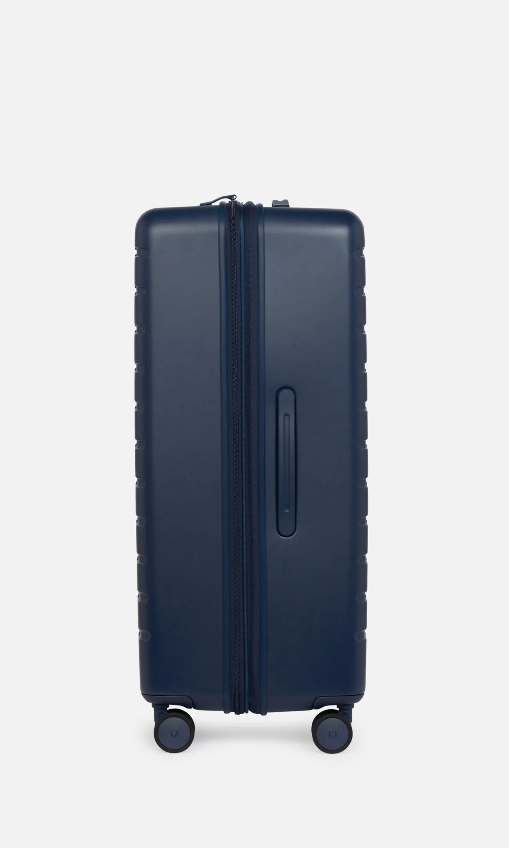 Large Suitcase in Dusk Blue - Stamford 2.0