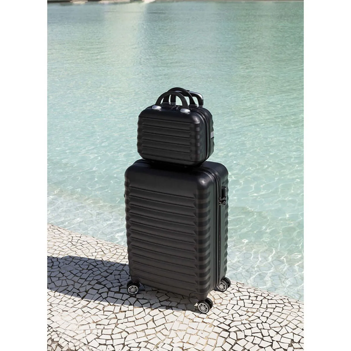 Set of suitcases Numada Upfly Black (3 Pieces)